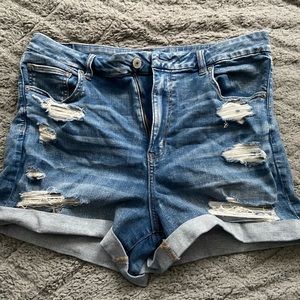 American Eagle Next Level Stretch Shorts Size 18